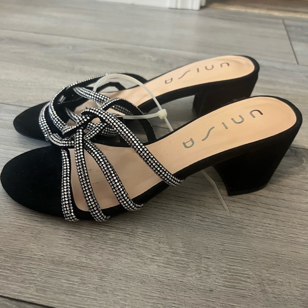 Unisa Black Strappy Women's Heels